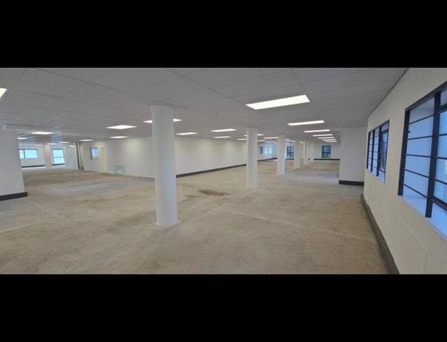 BUSINESS PROPERTY TO RENT IN VORNA VALLEY